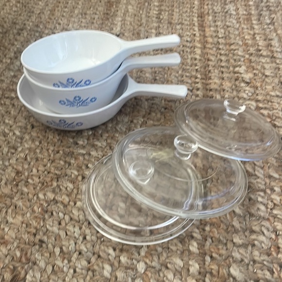 CORNINGWEAR VINTAGE COOKWARE DISH AND LID BUNDLE